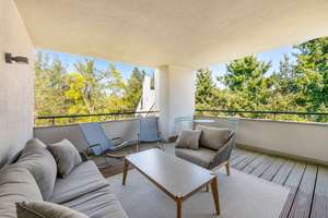 Großzügig, individuell und perfekt für Familien: Exklusive Villa mit Garten und Pool – Die vollständige Adresse der Immobilie erhältst du vom Anbieter., 81479 Solln, München – Vorschaubild 32