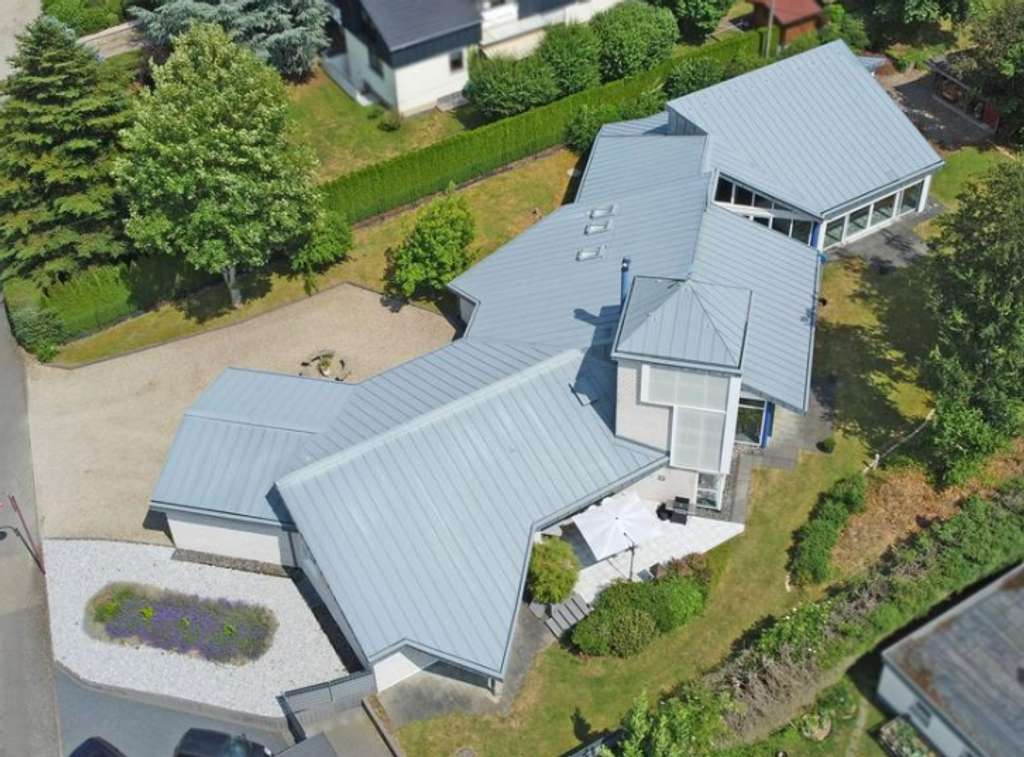 Immobilie in Dierdorf - Villenartiges Einfamilienanwesen auf weitläufigem Gartengrundstück! - Bild 1
