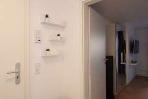 Möbliertes Apartment Nähe Barbarossaplatz – Die vollständige Adresse der Immobilie erhältst du vom Anbieter., 50674 Neustadt/Süd, Köln – Vorschaubild 3