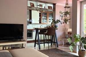 Gepflegte 3-Zimmer-Eigentumswohnung mit Parkblick, Balkon und TG-Platz in Eidelstedt/Stellingen!