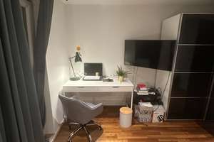 Möbliertes Zimmer in 4-Zimmer-Wohngemeinschaft mit offener Wohnküche – Die vollständige Adresse der Immobilie erhältst du vom Anbieter., 80796 Neuschwabing, München – Vorschaubild 4