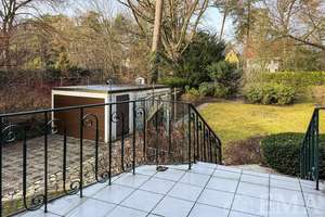 Großzügiges Zweifamilienhaus auf traumhaftem Gartengrundstück in Berlin-Frohnau – Die vollständige Adresse der Immobilie erhältst du vom Anbieter., 13465 Frohnau, Berlin – Vorschaubild 41
