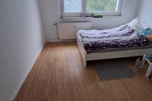 Idyllisch und vollst. renovierte 3-Raum-Wohnung im gehobenen Stil inkl. Einbauküche – Auerbachstraße 78, 7549 Gera – Vorschaubild 9