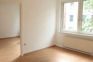 Helle sanierte 2 Zi. Wohnung mit Balkon u. Wohnküche im beliebten Stadtteil Pempelfort – Franklinstraße 50, 40479 Pempelfort, Düsseldorf – Vorschaubild 6