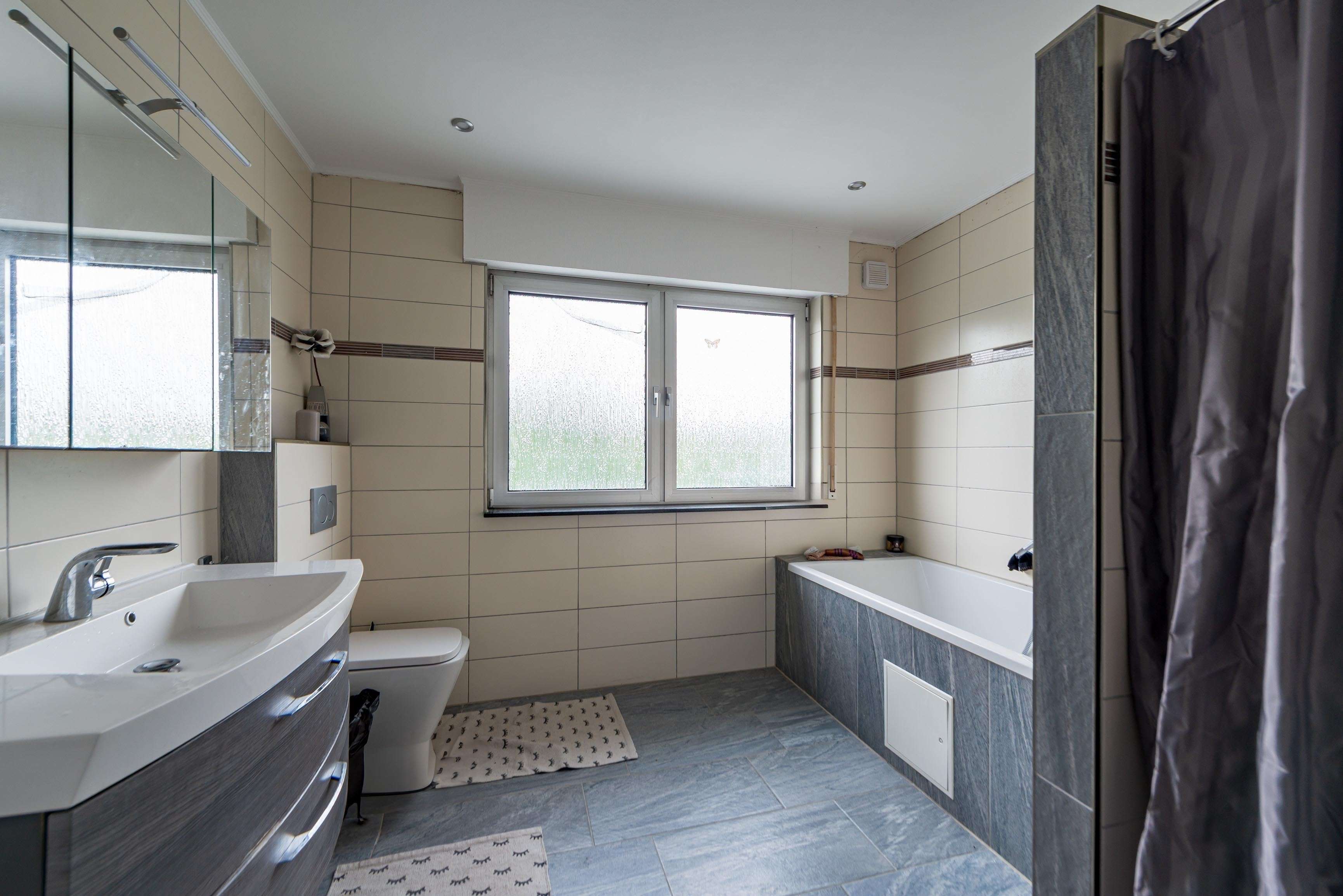 Immobilie in Trebur - Trebur-Astheim: Drei Wohneinheiten und sehr viel Fläche zur Entfaltung! - Bild 0