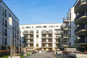 Moderne 3-Zimmer-Wohnung mit 2 Balkonen, Aufzug und Tageslicht, nahe öffentlicher Verkehrsanbindung – Subbelrather Str.  488c, 50825 Ehrenfeld (Ortsteil), Köln – Vorschaubild 2