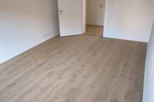 Modern renovierte 3-Zimmer Wohnung zentrumsnah in Nürnberg – Keplerstraße 14a, 90478 Glockenhof, Nürnberg – Vorschaubild 2
