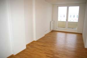 Wunderschöne 2-Zimmer-Wohnung im sanierten Fabrikgebäude mit Loggia !  – Eilenburger Straße 20b, 4317 Reudnitz-Thonberg, Leipzig – Vorschaubild 9