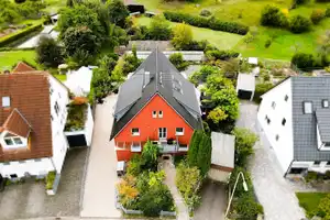 Exklusives 2-Familienhaus mit vielen Extras in naturnaher Wohnlage mit Panoramablick – Rems-Murr-Kreis – Vorschaubild 1