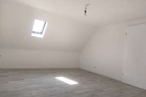 Frisch saniert: Vier Zimmer in Niedernhausen – 65527 Niedernhausen – Vorschaubild 12