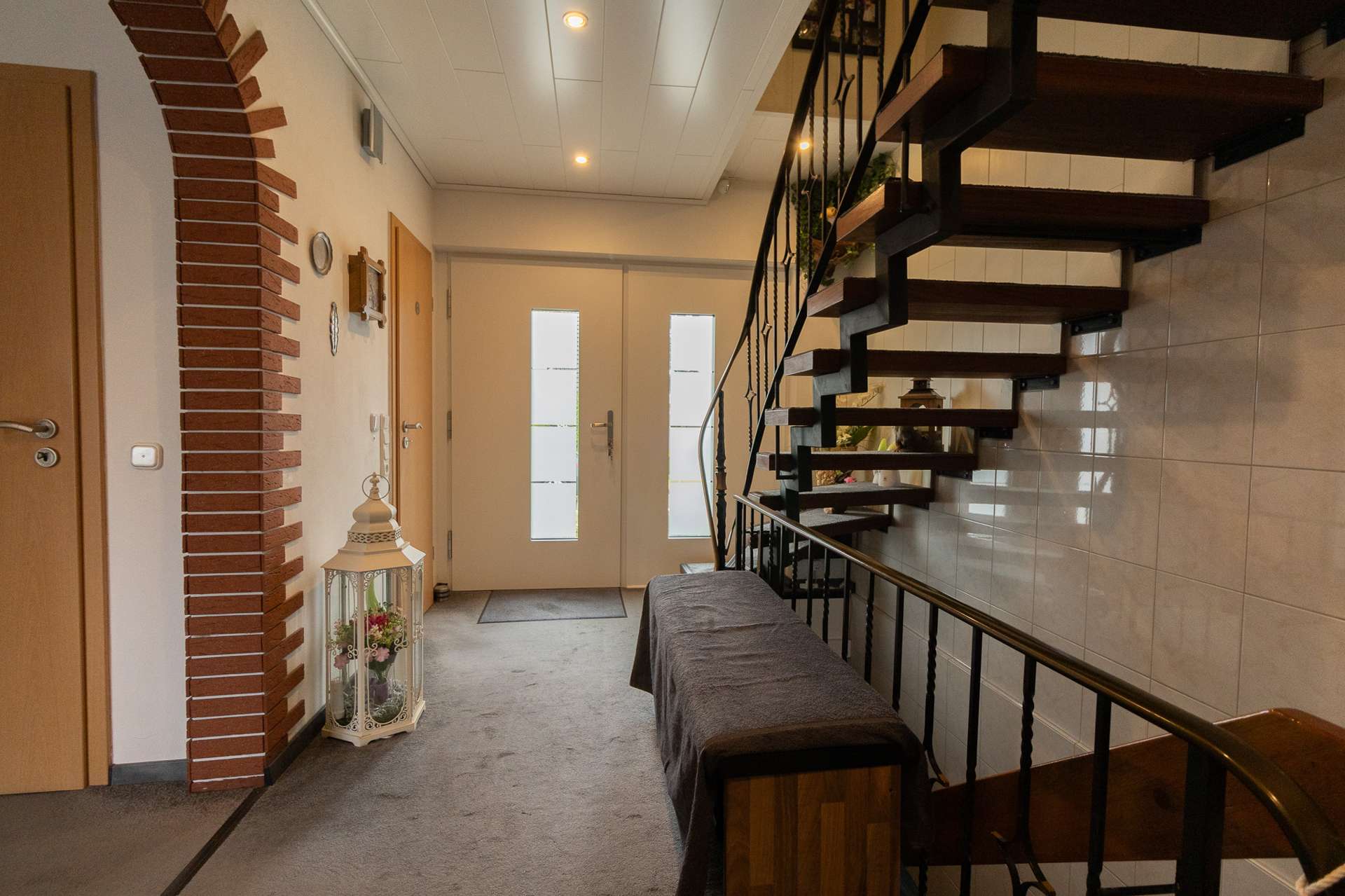 Immobilie in Werpeloh - Viel Raum für die ganze Familie-
Einfamilienhaus mit Vollkeller - Bild 3