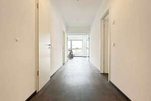 E-ESTATE! KÖLN Rheinauhafen I Kranhaus I Exklusiv I Einbauküche I Balkon I Blick zum Yachthafen – Die vollständige Adresse der Immobilie erhältst du vom Anbieter., 50678 Altstadt/Süd, Köln – Vorschaubild 21