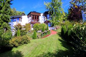 Repräsentative Villa mit einzigartigem Ausblick auf Villingen in 78048 Villingen-Schwenningen – Die vollständige Adresse der Immobilie erhältst du vom Anbieter., 78048 Villingen, Villingen-Schwenningen – Vorschaubild 1