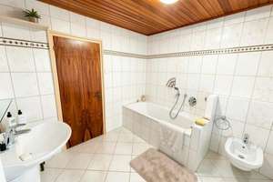 Großzügiges Wohnhaus mit Garten, Balkon & viel Platz für die Familie – frisch renoviert! – Die vollständige Adresse der Immobilie erhältst du vom Anbieter., 76327 Pfinztal – Vorschaubild 22