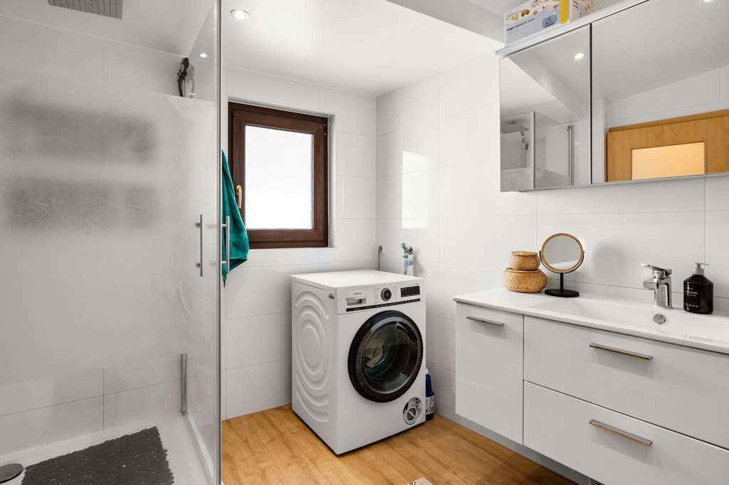 Immobilie in Vellmar - Einfamilienhaus mit pflegeleichten Grundstück zum Kauf - Bild 3