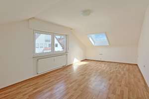 Gemütliche 3-Zimmer-Dachgeschosswohnung für Singles