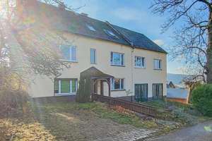 Vielseitige Werkstatt, 200 m² Wohnfläche und Sanierungsmöglichkeiten – Die vollständige Adresse der Immobilie erhältst du vom Anbieter., 8359 Breitenbrunn/Erzgebirge – Vorschaubild 1