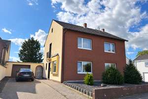 Zuhause mit 7 Zimmern, viel Platz und großem Garten in Zülpich/Geich