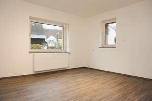 Schönes 5-Zimmer-Haus in Wetzlar-Dutenhofen - WG geeignet – Wetzlarer Straße 24, 35582 Wetzlar – Vorschaubild 8