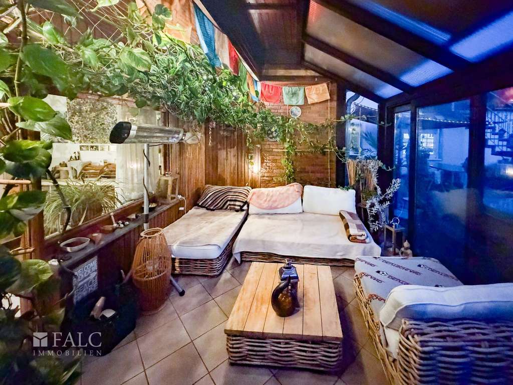 Immobilie in Troisdorf - Ein Haus – viele Wege: Mehrfamilienhaus mit Garten, guten Mieterträgen und Ausbauchancen in Spich - Bild 4