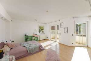 Ihr neues Zuhause: modernes Reihenhaus mit PV-Anlage, Einliegerwohnung, Terrasse & 2 Balkonen – Karlsruhe – Vorschaubild 14