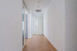 Gut geschnittene 2-Zimmer-Wohnung mit Balkon und viel Tageslicht – Die vollständige Adresse der Immobilie erhältst du vom Anbieter., 12489 Adlershof, Berlin – Vorschaubild 9