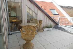 Wunderschöne 4-Zi. Maisonette Whg. mit Dachterrasse | 2 Bäder | Dielenboden | Cabriofenster – Paul-Heyse-Str. 1, 4347 Schönefeld-Abtnaundorf, Leipzig – Vorschaubild 2