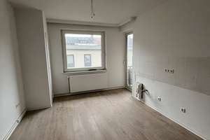 großzügige 2 Zimmerwohnung mit 2 Balkonen