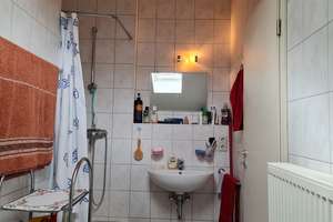 Lichtdurchflutete DG-Wohnung mit TG-Stellplatz & Top-Anbindung in Karlsruhe – Die vollständige Adresse der Immobilie erhältst du vom Anbieter., 76189 Oberreut, Karlsruhe – Vorschaubild 11