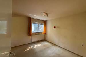 Die Lage wird Sie begeistern! Großes Zweifamilienhaus mit viel Potential für Ihre Wohnträume – Die vollständige Adresse der Immobilie erhältst du vom Anbieter., 70599 Schönberg, Stuttgart – Vorschaubild 27