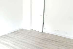 Gemütliche Dachgeschosswohnung mit Fenster Bodenbündig – Am Krausen Bäumchen 103, 45136 Bergerhausen, Essen – Vorschaubild 3