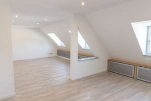 Kernsanierte 3-Zimmer-Dachgeschosswohnung in Karlsruhe – Die vollständige Adresse der Immobilie erhältst du vom Anbieter., 76187 Knielingen, Karlsruhe – Vorschaubild 3