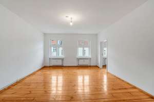 Historischer Charme trifft zeitgemäße Eleganz – 2-Zimmer-Altbau in Neukölln – Die vollständige Adresse der Immobilie erhältst du vom Anbieter., 12055 Neukölln (Ortsteil), Berlin – Vorschaubild 1