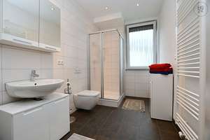 Wunderschöne, modern möblierte Wohnung in Stuttgart Mühlhausen – Die vollständige Adresse der Immobilie erhältst du vom Anbieter., 70378 Mühlhausen (Ortsteil), Stuttgart – Vorschaubild 4
