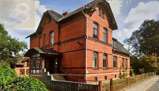 Bild von Sanierungsbedürftiges Mehrfamilienhaus mit 5 Wohneinheiten! Mein Haus = Mein Partner!
