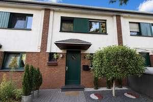 Reihenmittelhaus mit Garten in ruhiger Wohnlage – ca. 130 m² Wohnfläche und 4 Zimmer