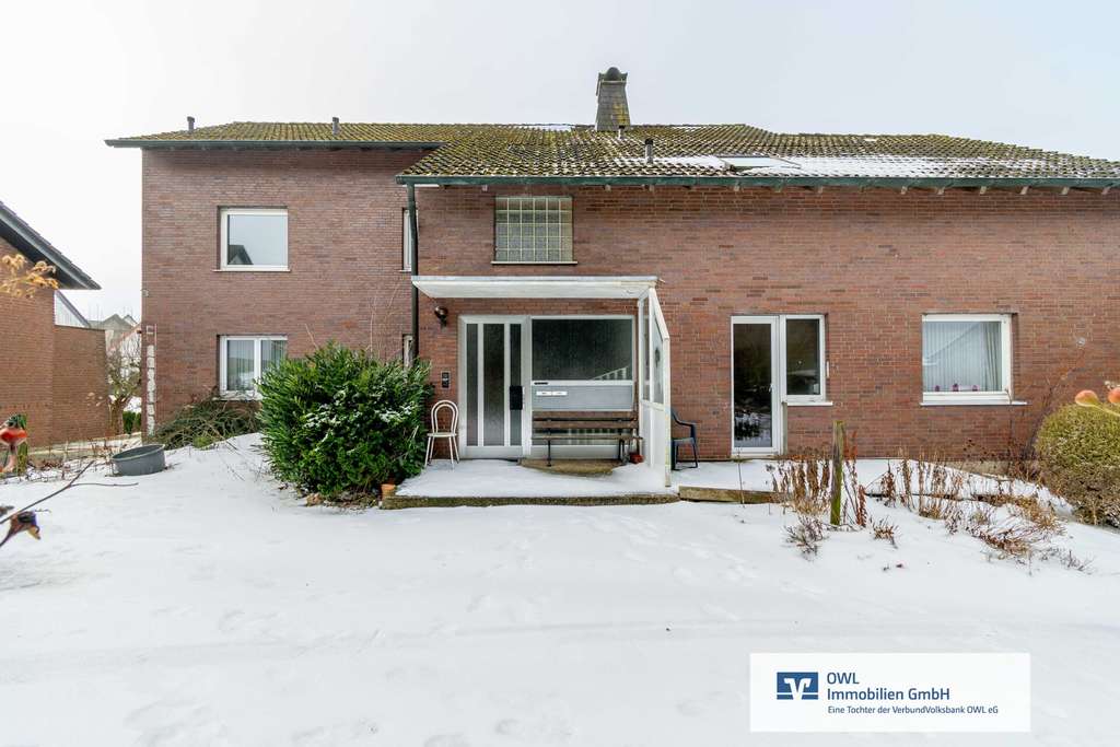 Immobilie in Borchen - Ländlich gelegenes Wohnhaus mit großem Grundstück und vielseitigem Entwicklungspotenzial - Bild 0