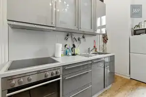 Property thumbnail 9