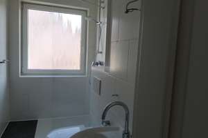 Charmante Wohnung mit toller Loggia // 2.OG rechts – Bartenslebenring 16, 38448 Tiergartenbreite, Wolfsburg – Vorschaubild 2
