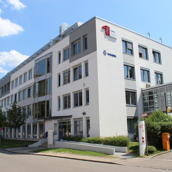 DEUTER PARK | Helle Räumlichkeiten mit großer Dachterrasse und Rundumblick
