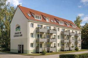IHR ERSTBEZUG IN IDYLLISCHER LAGE | Traumhafte 4-Raum-Wohnung mit Süd-Balkon und Tageslichtbad – 4567 Kitzscher – Vorschaubild 13