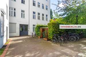 IMMOBERLIN.DE - Zentrale Ruhelage! Helle charmante Stuck-Altbauwohnung nahe Torstraße – Die vollständige Adresse der Immobilie erhältst du vom Anbieter., 10115 Mitte (Ortsteil), Berlin – Vorschaubild 3