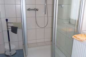 Provisionsfrei - Gepflegtes 1-2 Familienhaus mit Garage und großem Garten in Kassel-Forstfeld – Die vollständige Adresse der Immobilie erhältst du vom Anbieter., 34123 Forstfeld, Kassel – Vorschaubild 15