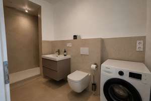 Exklusive Altbau-Wohnung im Jakoberviertel
Wohnen mit Charme und attraktivem Anlagepotenzial – Die vollständige Adresse der Immobilie erhältst du vom Anbieter., 86152 Jakobervorstadt-Nord, Augsburg – Vorschaubild 5