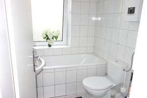 Krefeld - City/ schöne 2 Zi. Whg. im EG mit Sonnen-Terrasse und Garten – Die vollständige Adresse der Immobilie erhältst du vom Anbieter., 47798 Stadtmitte, Krefeld – Vorschaubild 4