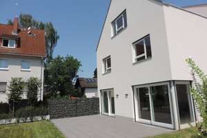 Wohnen auf höchstem Niveau – exklusives Einfamilienhaus – Die vollständige Adresse der Immobilie erhältst du vom Anbieter., 61138 Niederdorfelden – Vorschaubild 5