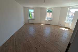 Attraktive Wohnung mit Einbauküche und neu saniertem Bad – Saalhausener Str. 50, 1159 Dresden – Vorschaubild 3