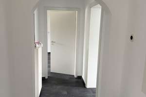 Alltagstaugliche 4-Zimmer-Wohnung in Gelsenkirchen – Sachsenstraße 14, 45888 Bulmke-Hüllen, Gelsenkirchen – Vorschaubild 9