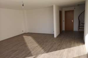 3-Zimmer-DG-Wohnung mit großem Balkon in Solingen-Gönrath – Die vollständige Adresse der Immobilie erhältst du vom Anbieter., 42655 Solingen-Mitte, Solingen – Vorschaubild 3