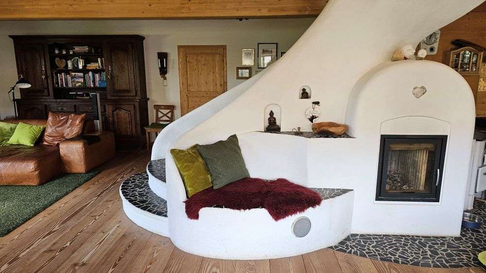 Immobilie in Hardegsen - Exklusives Massivholz-Haus mit vielseitiger Nutzung in idyllischer Lage - Bild 3